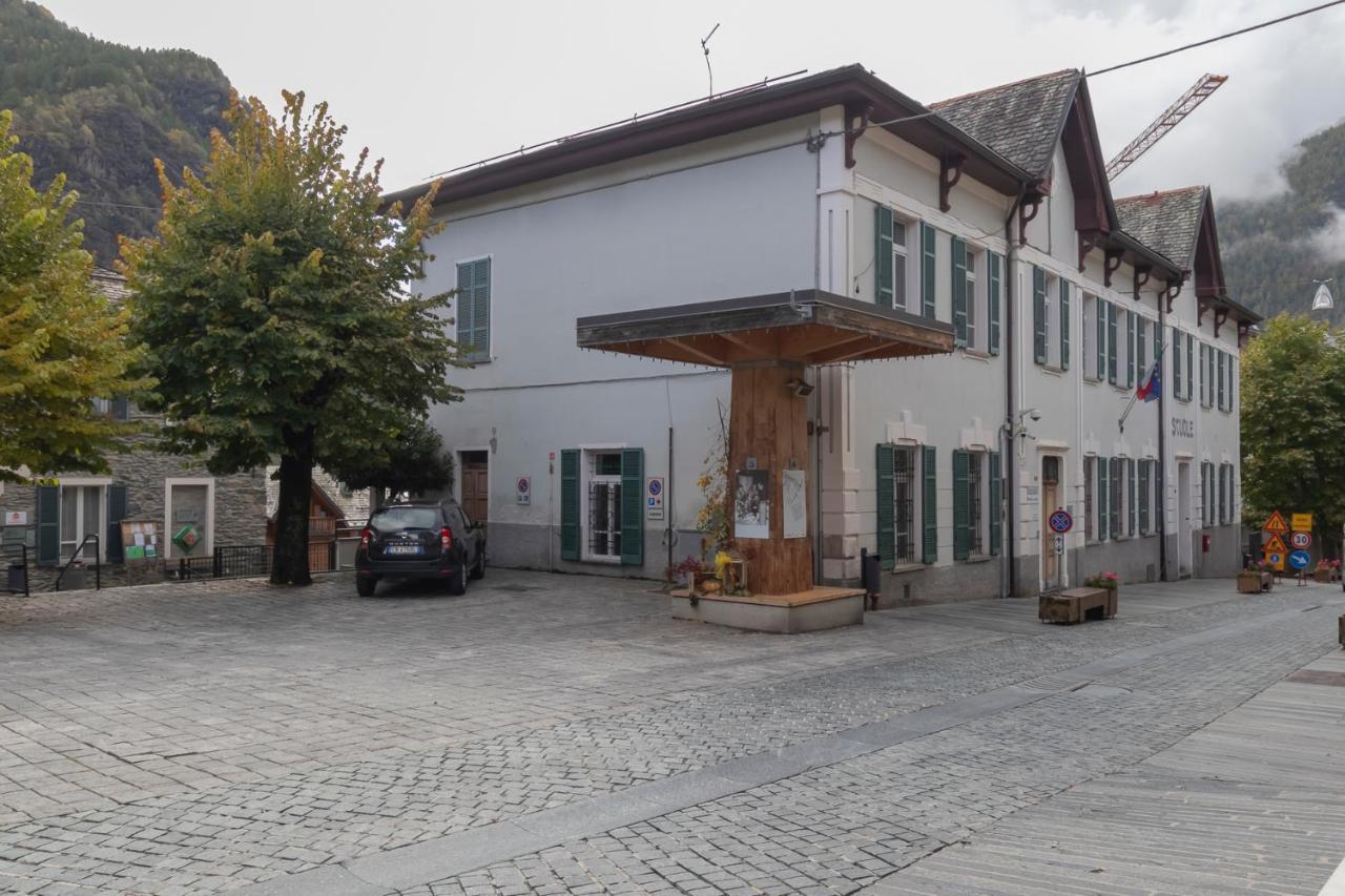 Ihost Flat - Valmalenco Centro Apartman Chiesa in Valmalenco Kültér fotó