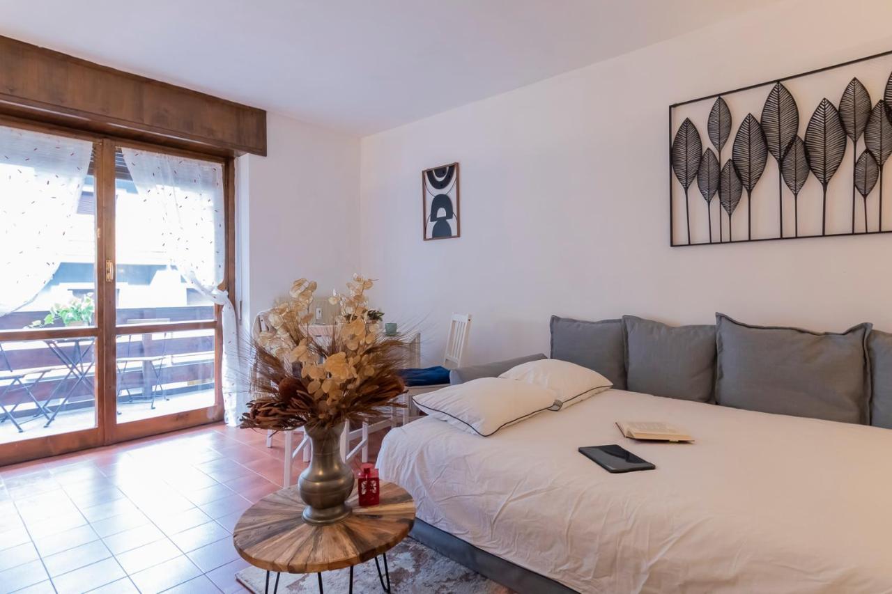Ihost Flat - Valmalenco Centro Apartman Chiesa in Valmalenco Kültér fotó