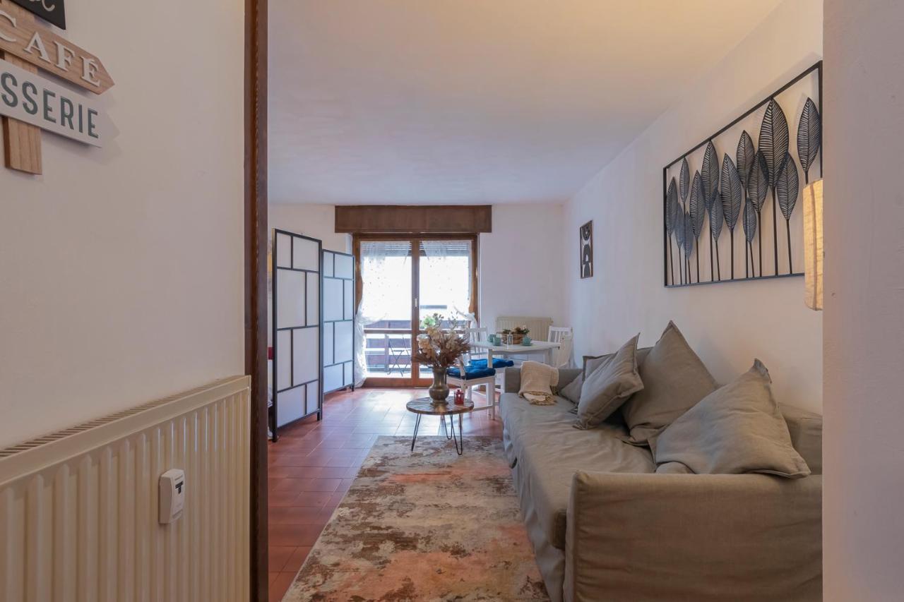 Ihost Flat - Valmalenco Centro Apartman Chiesa in Valmalenco Kültér fotó
